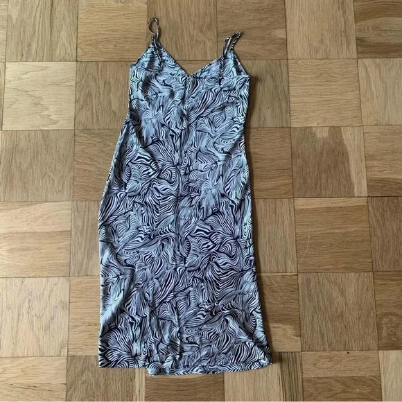 Wilfred Aritzia S Slip Dress Zebra Print Black White Animal Birch - Picture 3 of 9